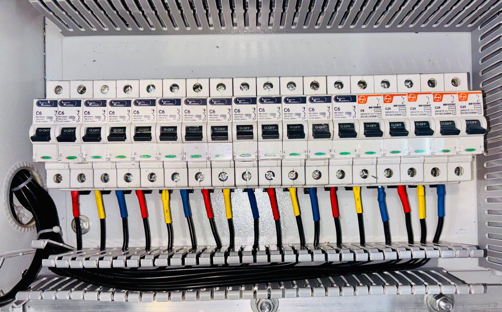 Impianti elettrici, dal cantiere alla manifestazione.